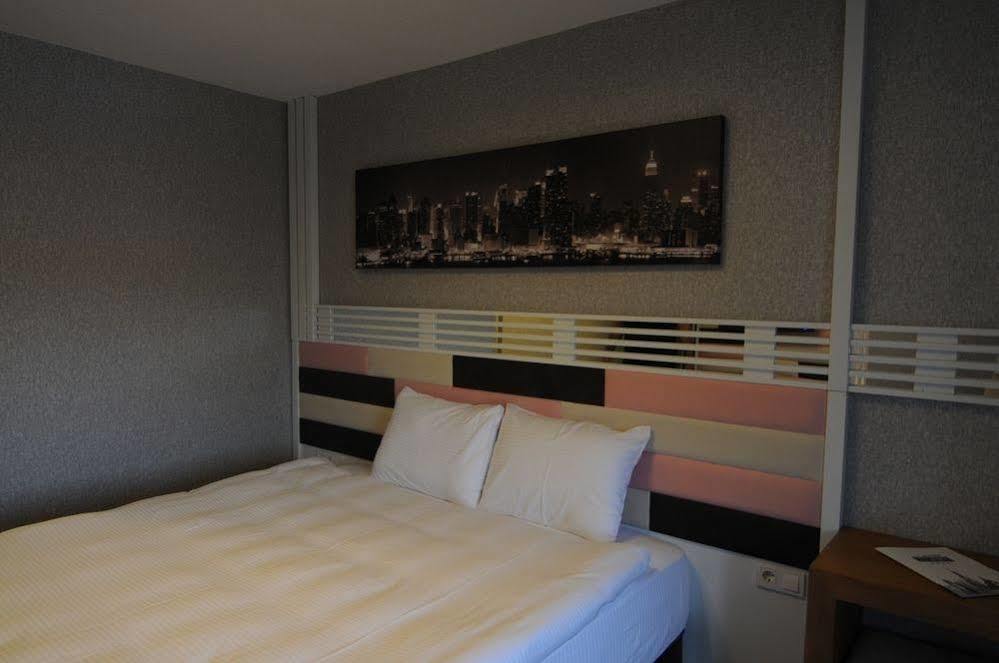 Manhattan Hotel Ankara Exterior photo